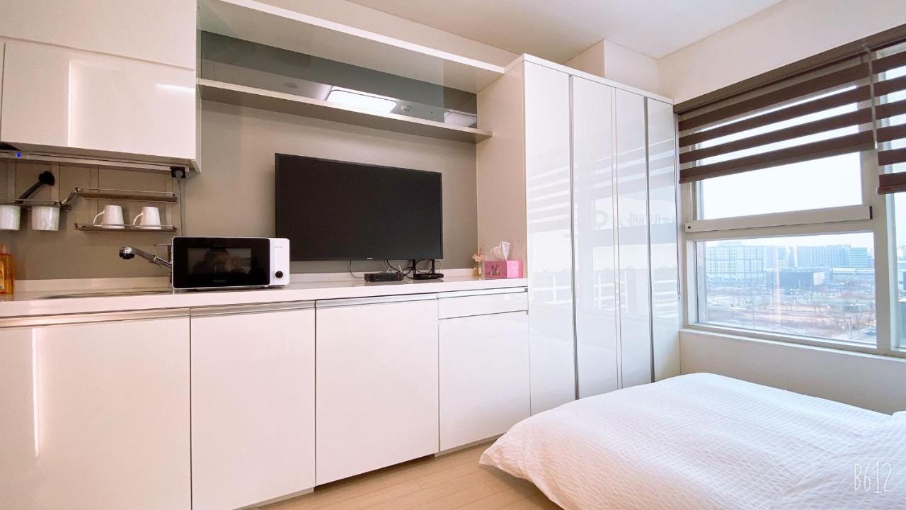 Shine Hotel Incheon Airport Buitenkant foto
