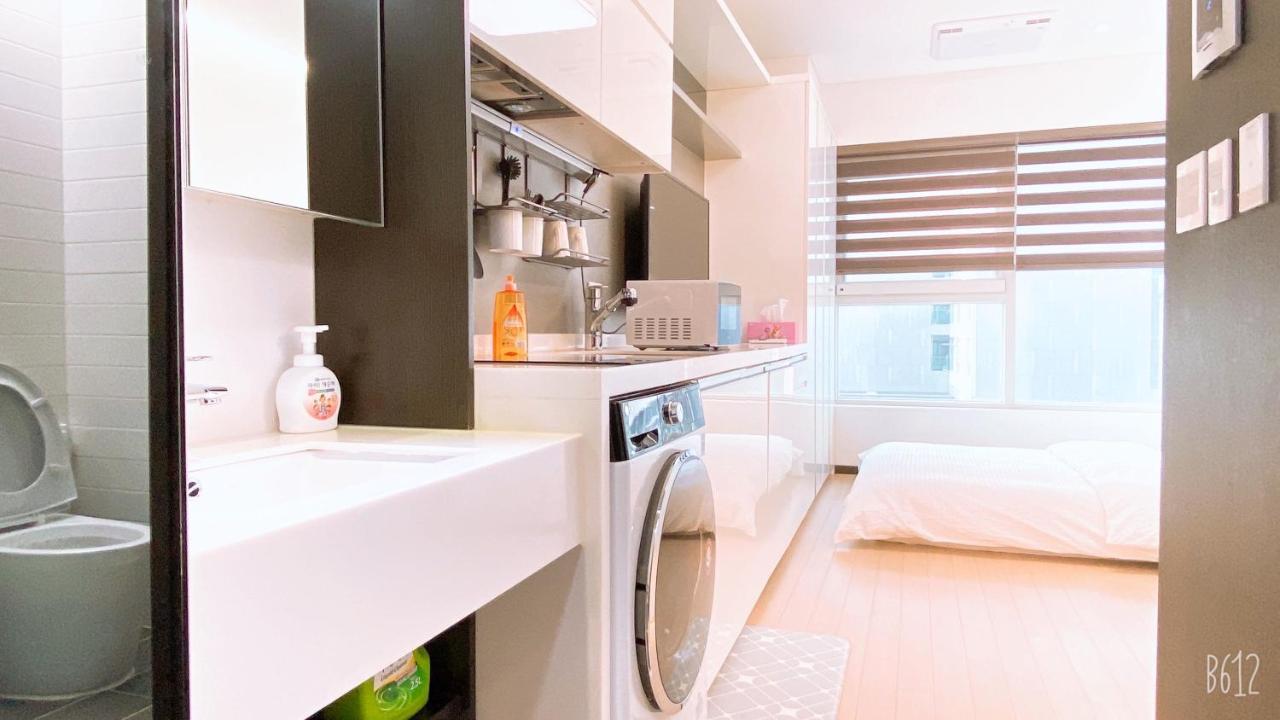 Shine Hotel Incheon Airport Buitenkant foto